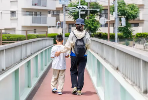 日本法律大改革:离婚夫妻可共享子女监护权 终结百年“单一亲权制”