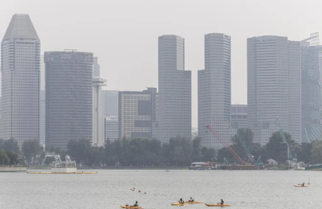 闻到刺鼻异味先别慌 环境局：未必是空气质量差